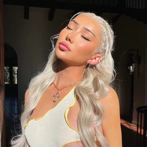 Nikita Dragun (@nikitadragun) Official